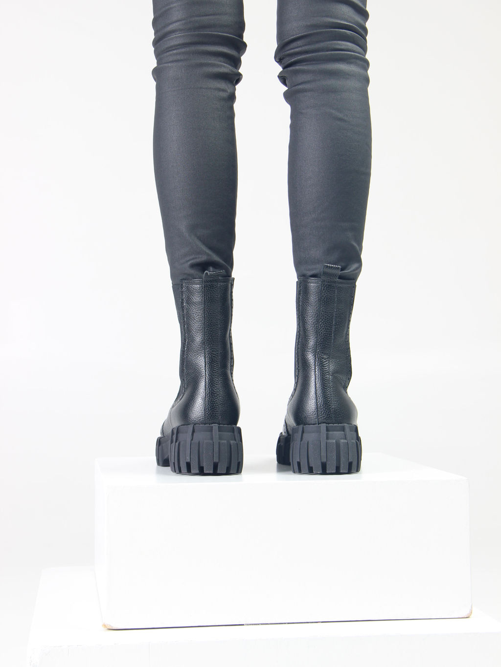 Челси 360.P.466bl.Черный макс/Шерсть