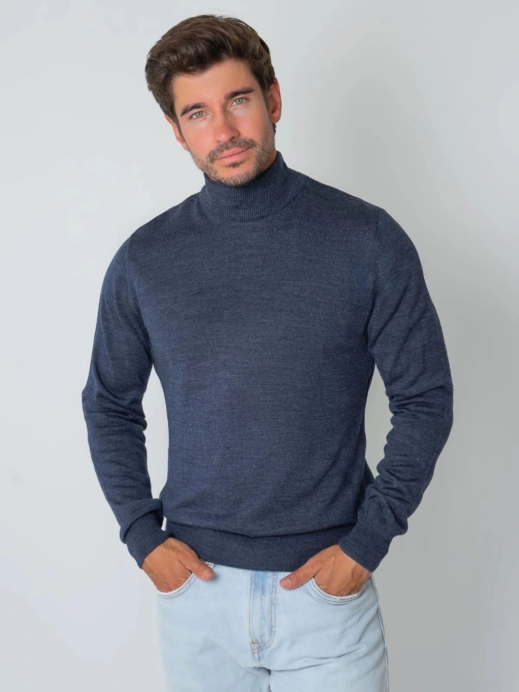 Свитер мужской