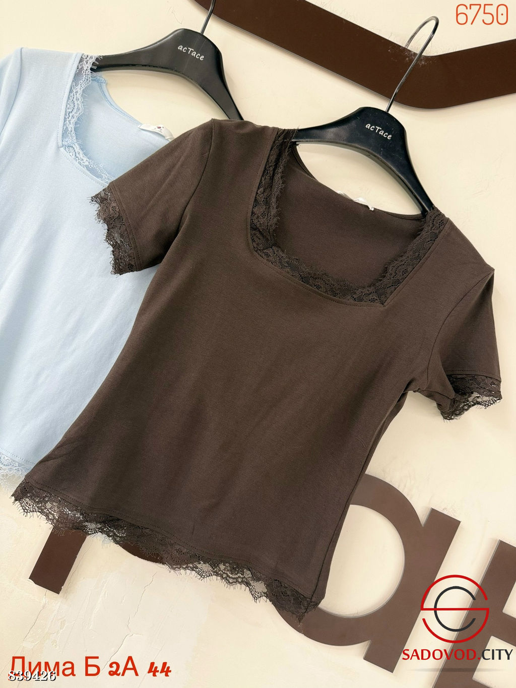 Футболка женская с гипюром - Bruno фото 2