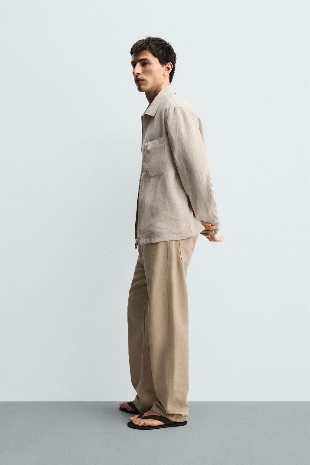 SOBRECAMISA 100% LINO CREMALLERA / Beige claro - Zara фото 4