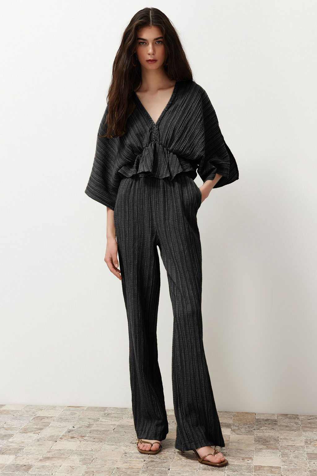 Siyah Beli Lastikli Dokulu Kumas Dokuma Pantolon TWOSS24PL00142