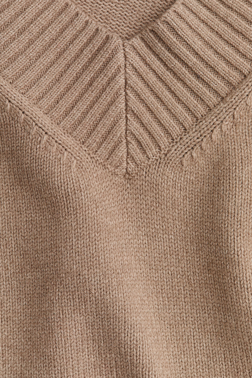 Jersey con escote en V - H&m фото 7