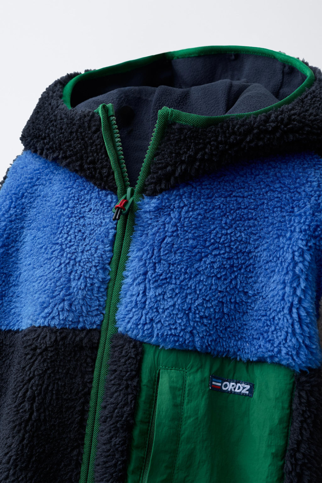 COLOUR BLOCK FAUX SHEARLING JACKET WITH HOOD - Zara фото 5
