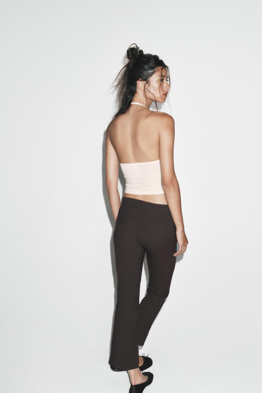 SEAMLESS HALTER TOP - Zara фото 6