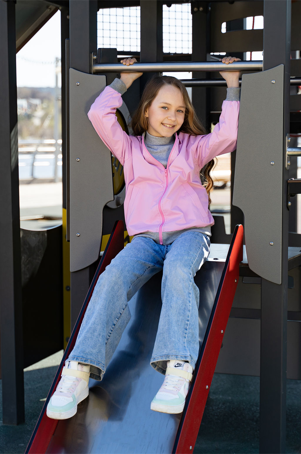 Ветровка детская розовая