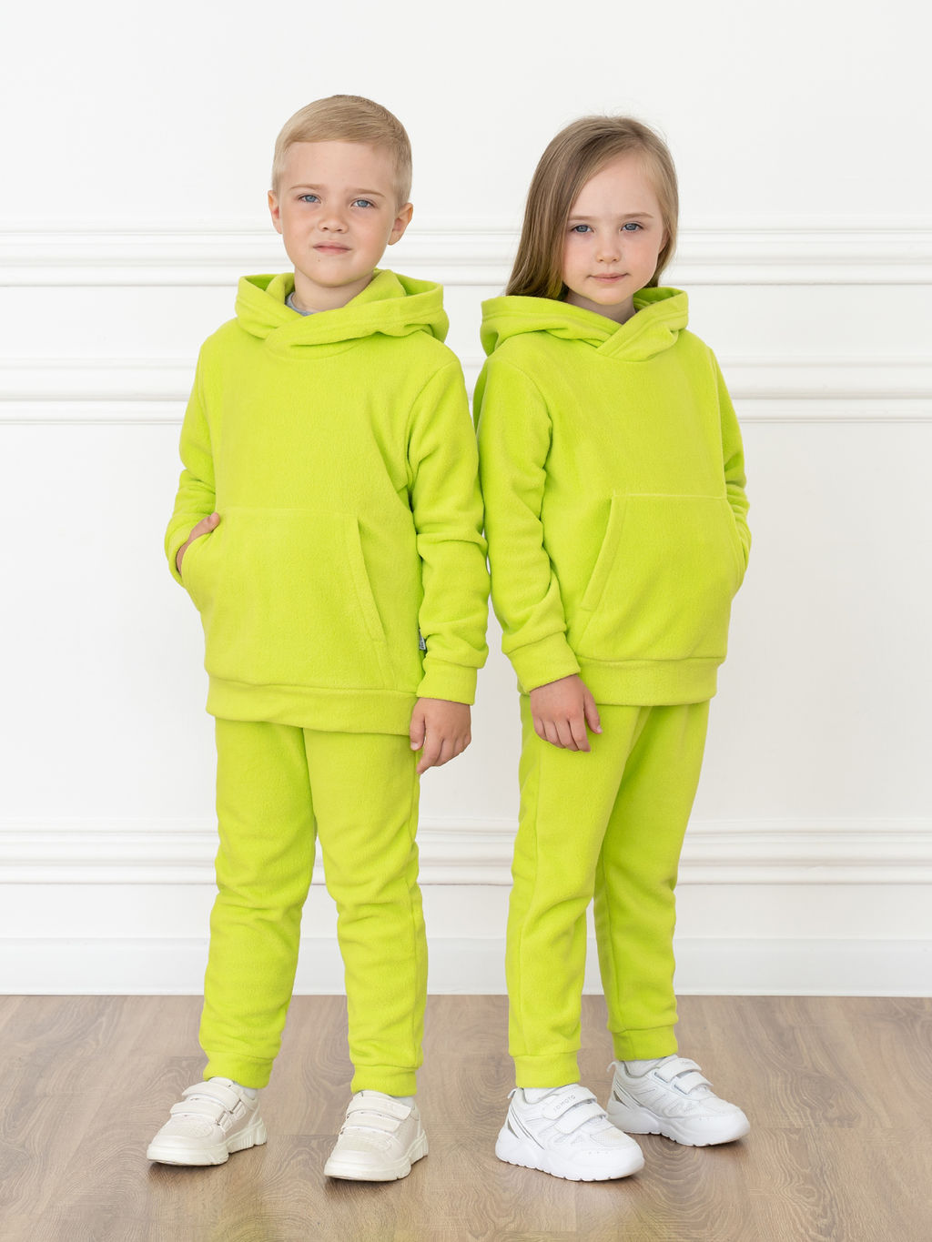 Костюм детский флисовый салатовый 7043 г(ш) (110, 60)