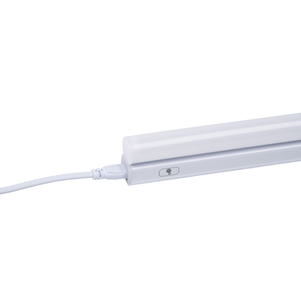 ULI-L04-18W/4000K IP40 WHITE Светильник линейный светодиодный (аналог Т5) с сенсорной кнопкой, 230В. Кабель 1,2м с вилкой и крепление в/к. Белый свет (4000K). Корпус белый. TM Uniel