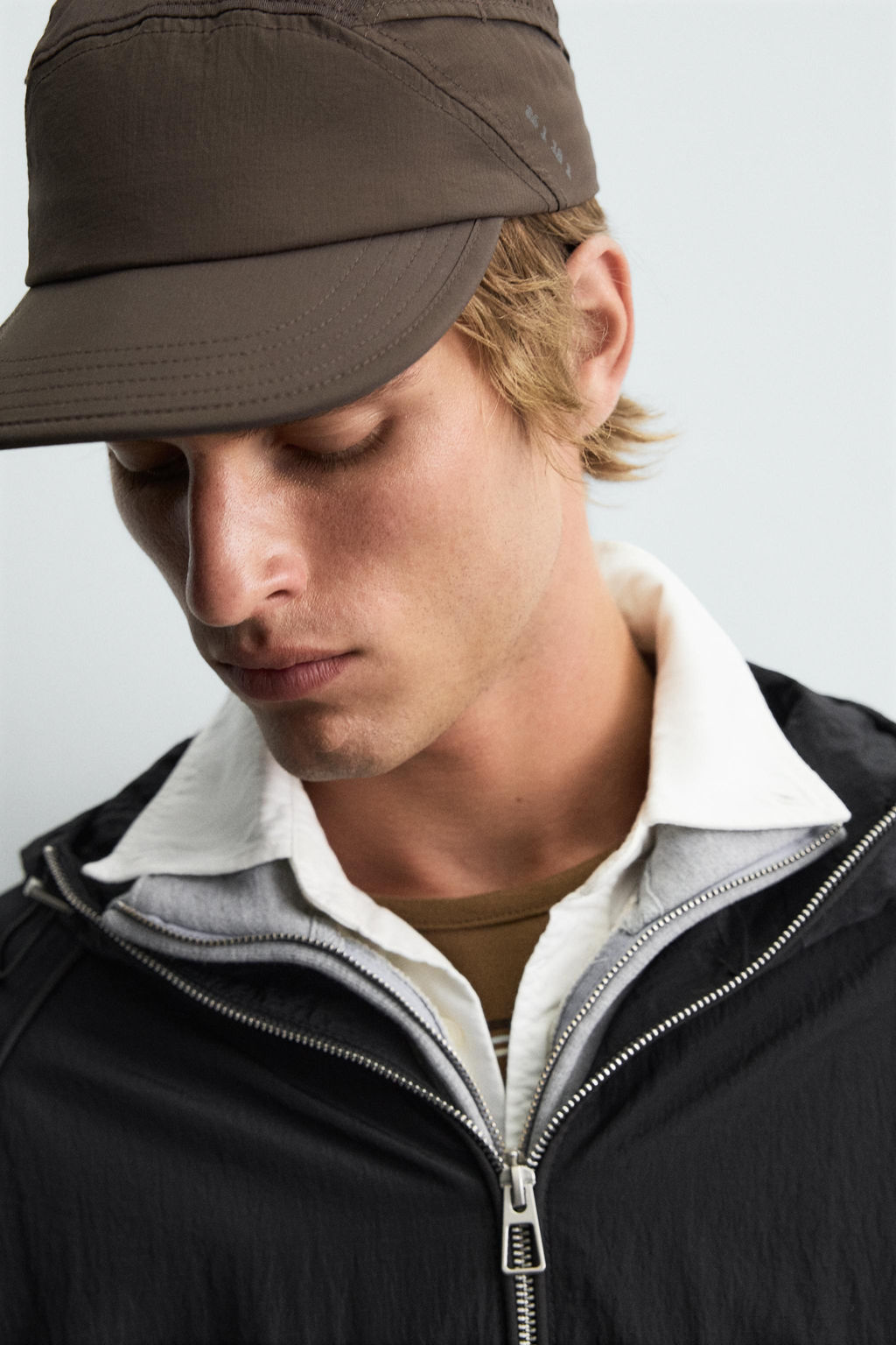 LIGHTWEIGHT WATER-REPELLENT TECHNICAL JACKET - Zara фото 6