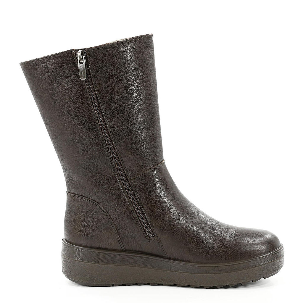 Сапожки женские