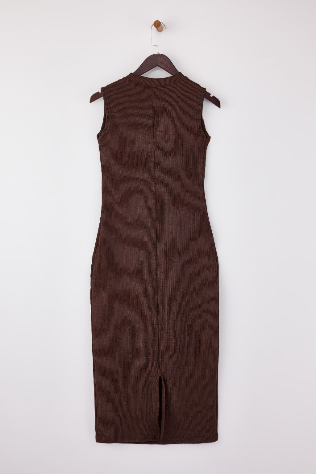 Kahverengi Bodycon Dik Yaka Kolsuz Midi Dokulu Orme Elbise TWOSS26EL00038 - Trendyolmilla фото 14