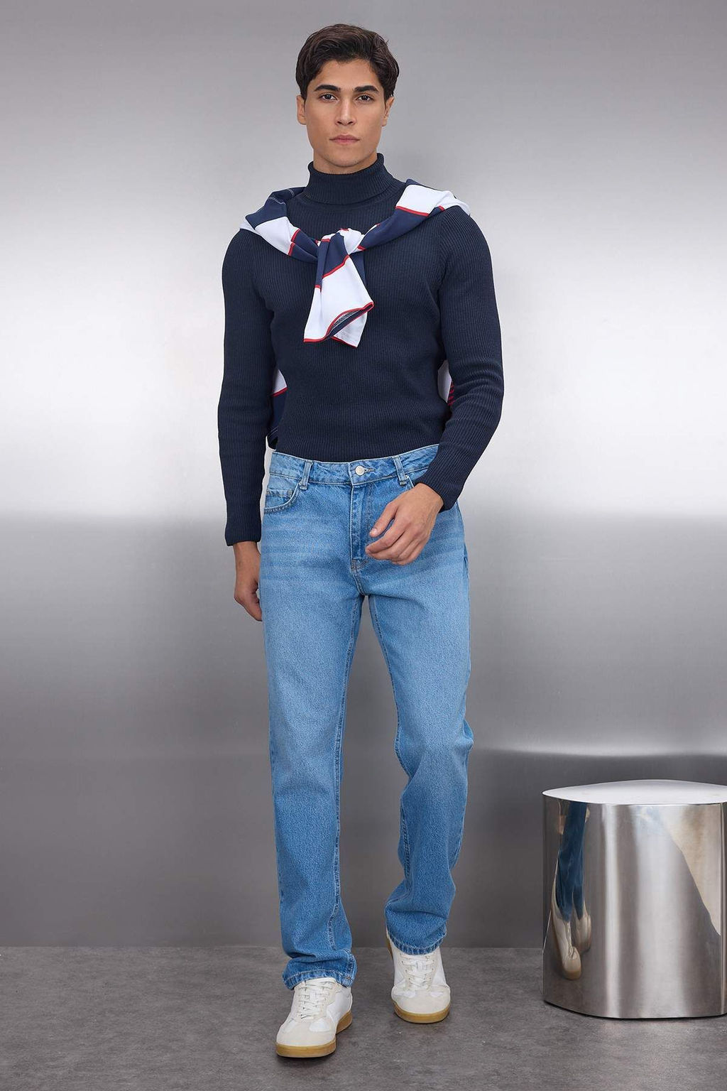 TRENDYOL MAN Mavi %100 Pamuk Straight Fit Jeans TMNAW23JE00011