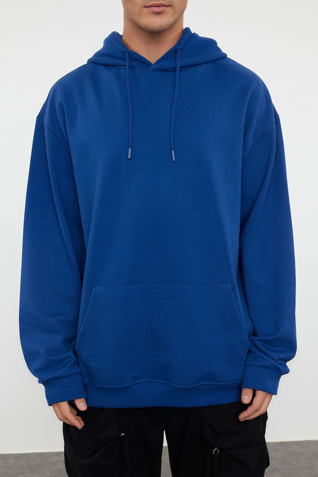 Lacivert Oversize/Genis Kesim Kapusonlu Ici Polar/S?cak Tutan Sweatshirt TMNAW23SW00195