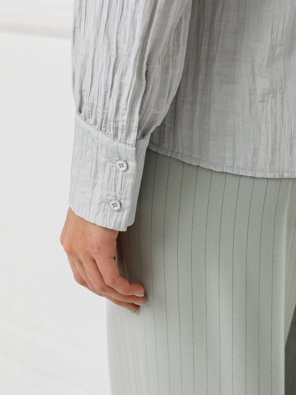 Блузка из вискозы с эффектом креш