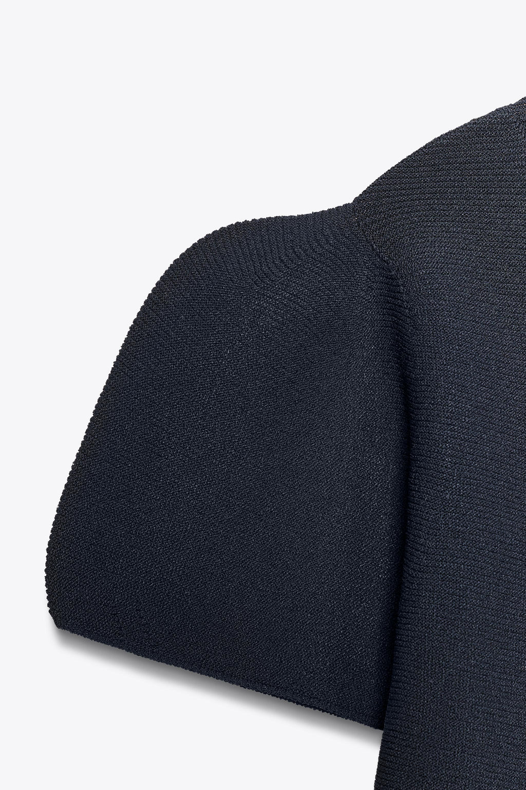 PUFF SLEEVE KNIT TOP