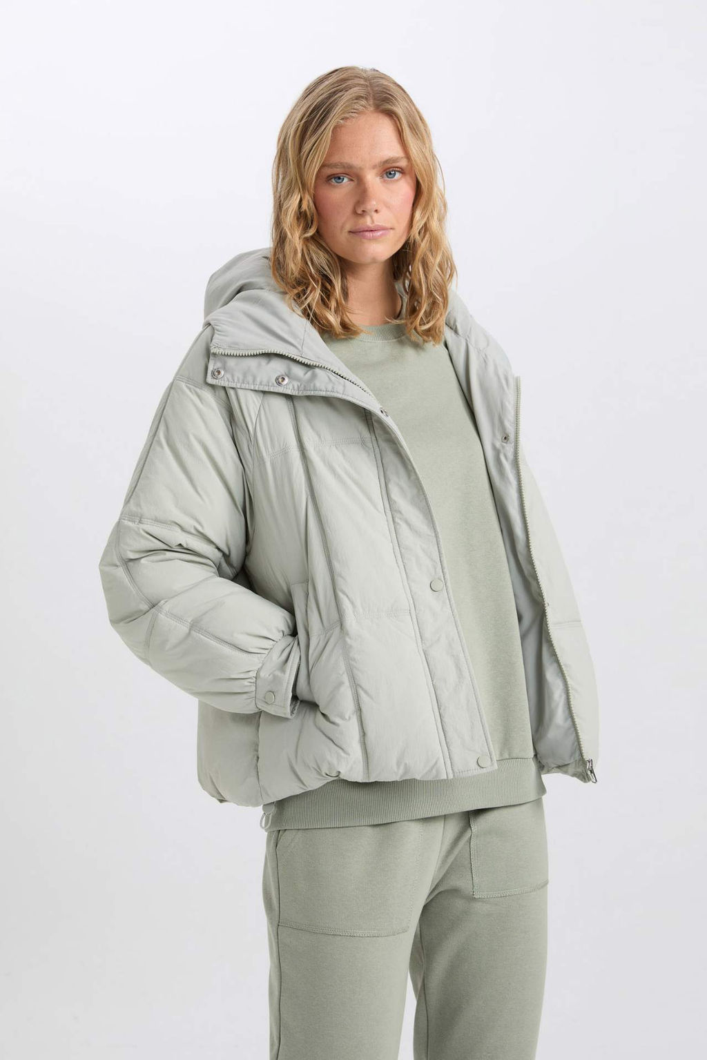 Su Itici Mevsimlik Mont Kapusonlu Cepli Fermuarl? - Defacto фото 2