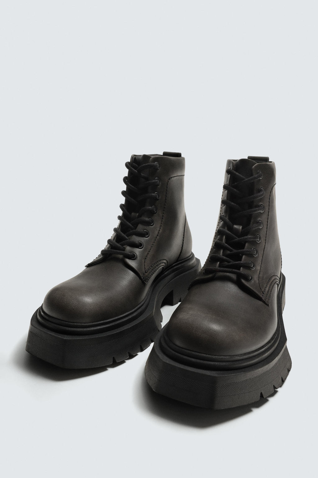 DISTRESSED CHUNKY LACE-UP BOOTS - Zara фото 5