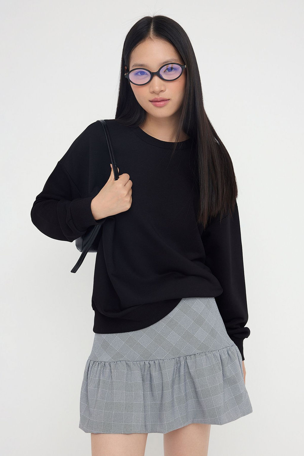 Siyah Oversize/Bol Kesim Bisiklet Yaka Kal?n Sardonsuz Orme Sweatshirt TWOAW26SW00029
