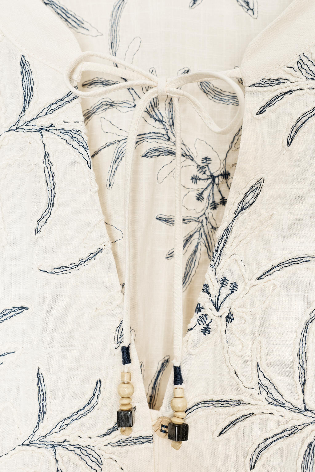 RUSTIC TEXTURED EMBROIDERED BLOUSE - Zara фото 16