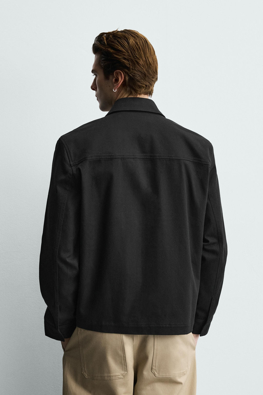 SOBRECAMISA REGULAR FIT BOLSILLOS / Negro - Zara фото 3