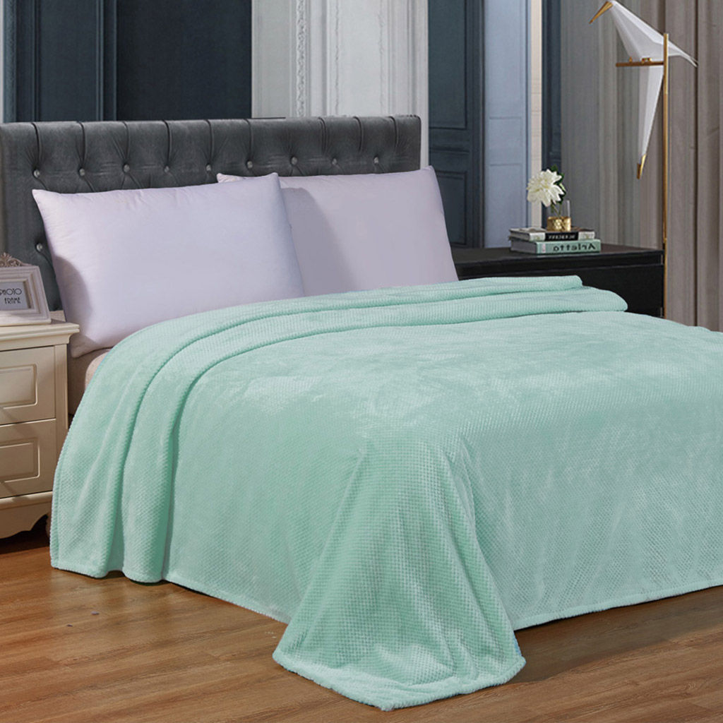 Плед/покрывало 240х200см Тиффани, велсофт Pinoli гладкокрашенный, полиэстер 100%, плотность 220г/м2, упаковка: 20х33см пояс бумажный, Домашняя мода (Россия)  фото 2