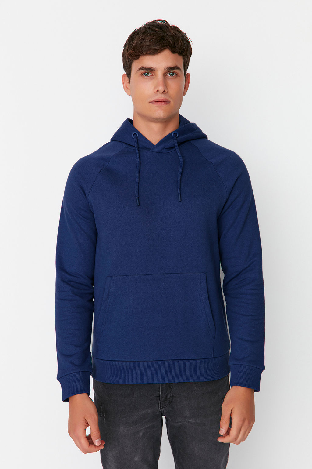 TRENDYOL MAN Gri Regular/Normal Kesim Kapusonlu Ici Polar/S?cak Tutan Sweatshirt TMNAW23SW00194 - Trendyolmilla фото 43