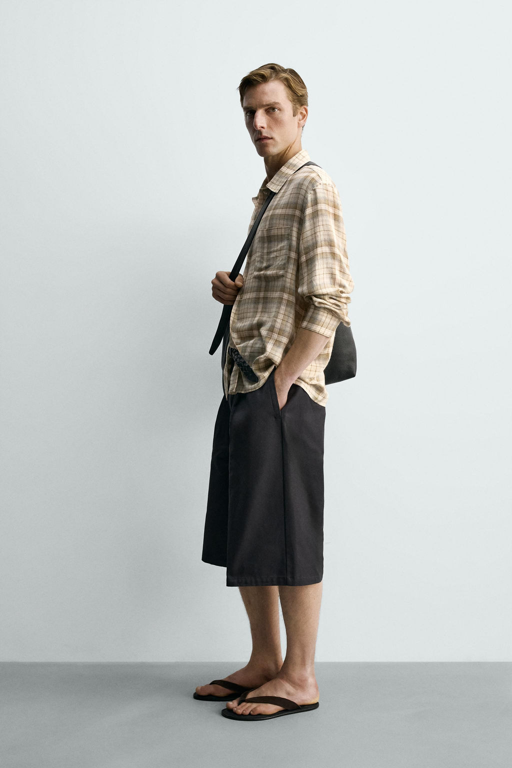 CAMISA RELAXED FIT CUADROS / Arena - Zara фото 4