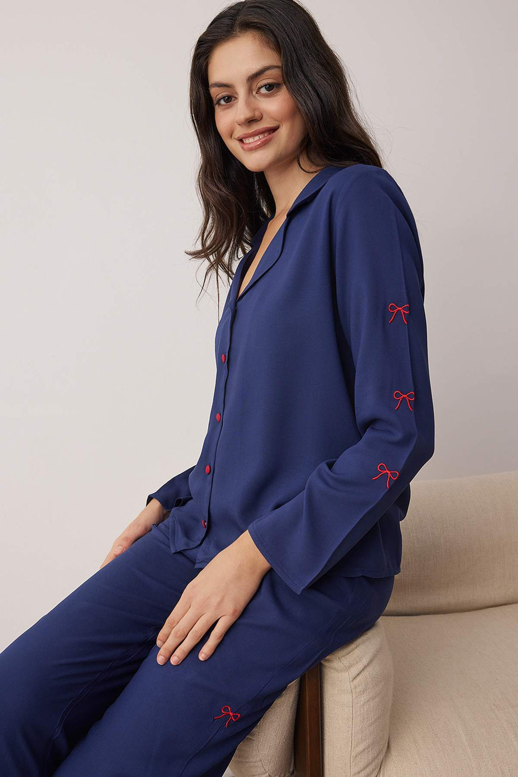 Pembe Kurdele/Fiyonk Nak?s Detayl? Viskon Dokuma Pijama Tak?m? THMAW26PT00089 - Trendyolmilla фото 16