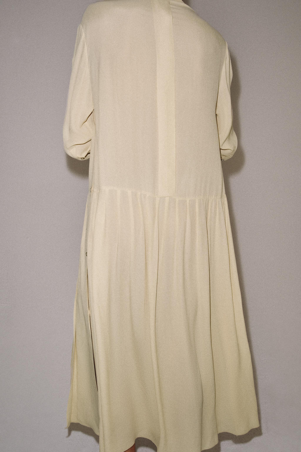 VESTIDO CAMISERO FLUIDO ZW COLLECTION / Beige - Zara фото 3