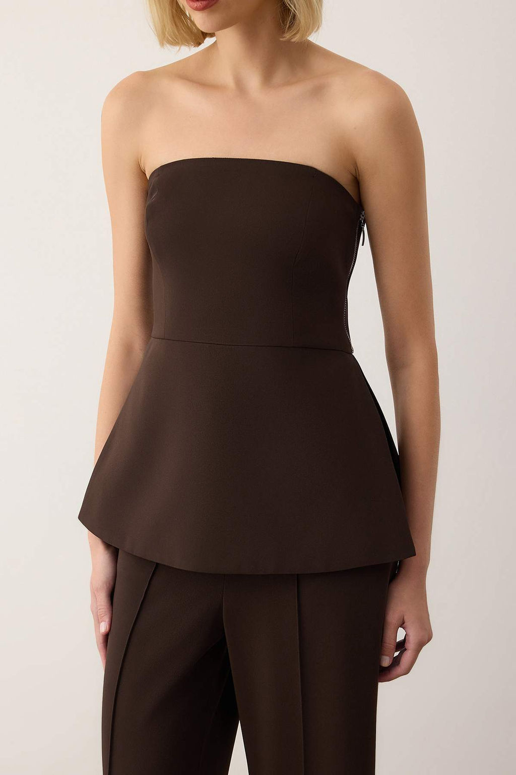 EXCLUSIVE Ozel Koleksiyon Kahverengi Straplez Astarl? Baglamal? Dokumlu Dokuma Bluz TWOAW26BZ00263 - Trendyolmilla фото 4