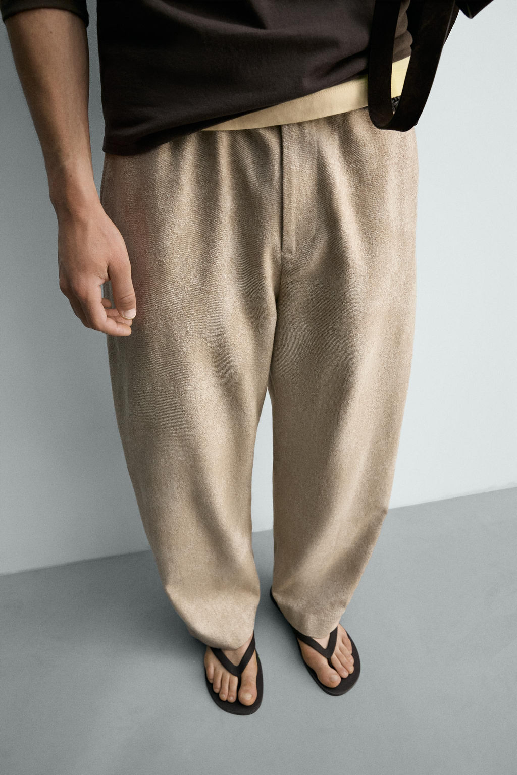 PANTAL?N CHINO RELAXED FIT JACQUARD / Tostado - Zara фото 5