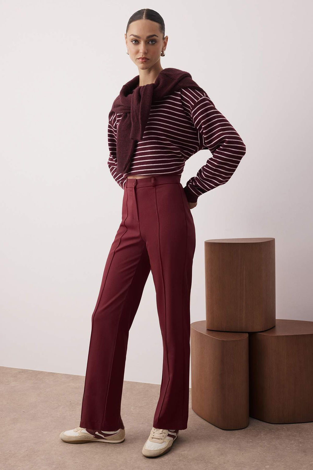 Bordo Straight/Duz Kesim Yuksek Bel Nervur Dikisli Dokuma Pantolon TWOSS21PL0093