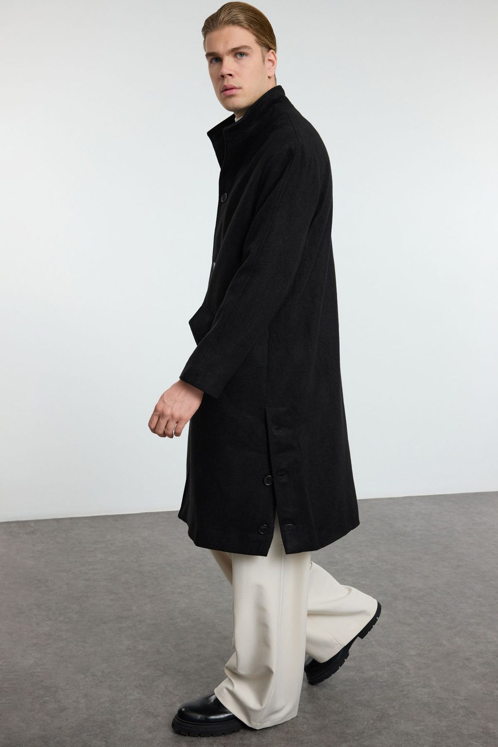 Trendyolmilla Man Antrasit Oversize Fit Dik Yaka Uzun Kase K?sl?k Kaban TMNAW25KB00005  фото 16
