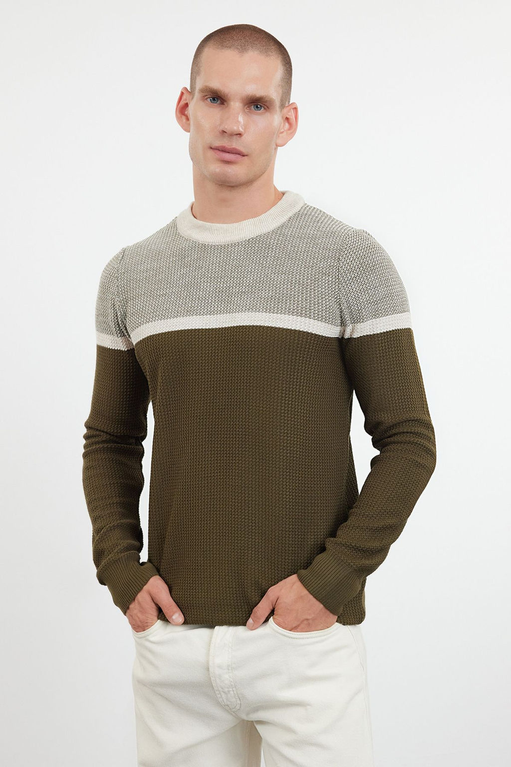 TRENDYOL MAN Gri Slim Dar Kesim Bisiklet Yaka Renk Bloklu Triko Kazak TMNAW25KZ00018 - Trendyolmilla фото 24