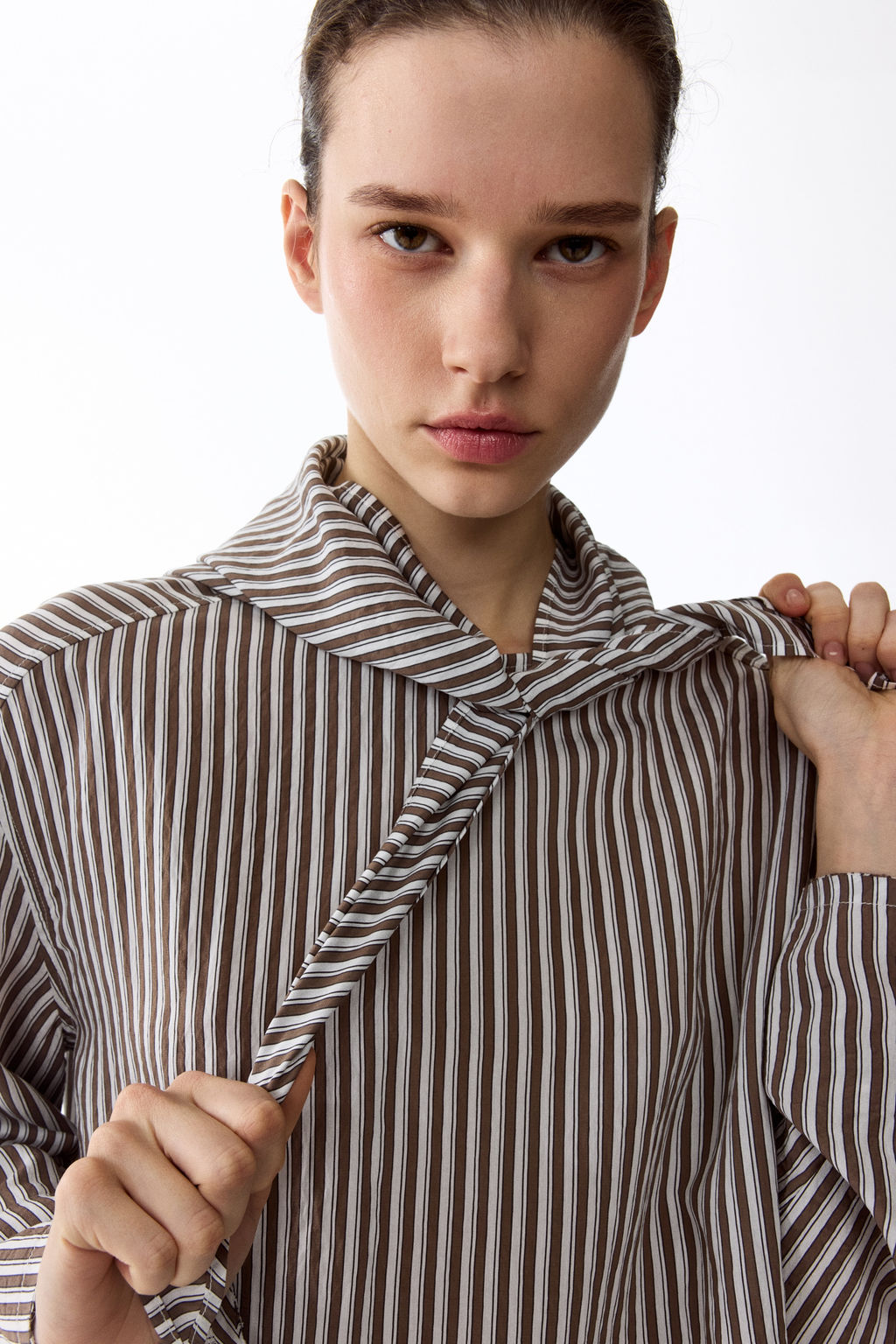 Blusa oversize con pa?uelo - H&m фото 5