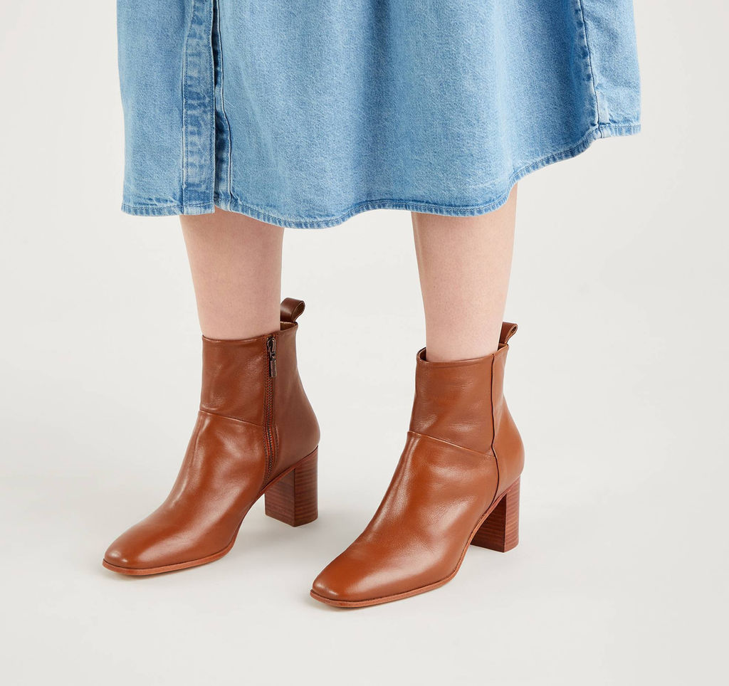 Ботинки женские