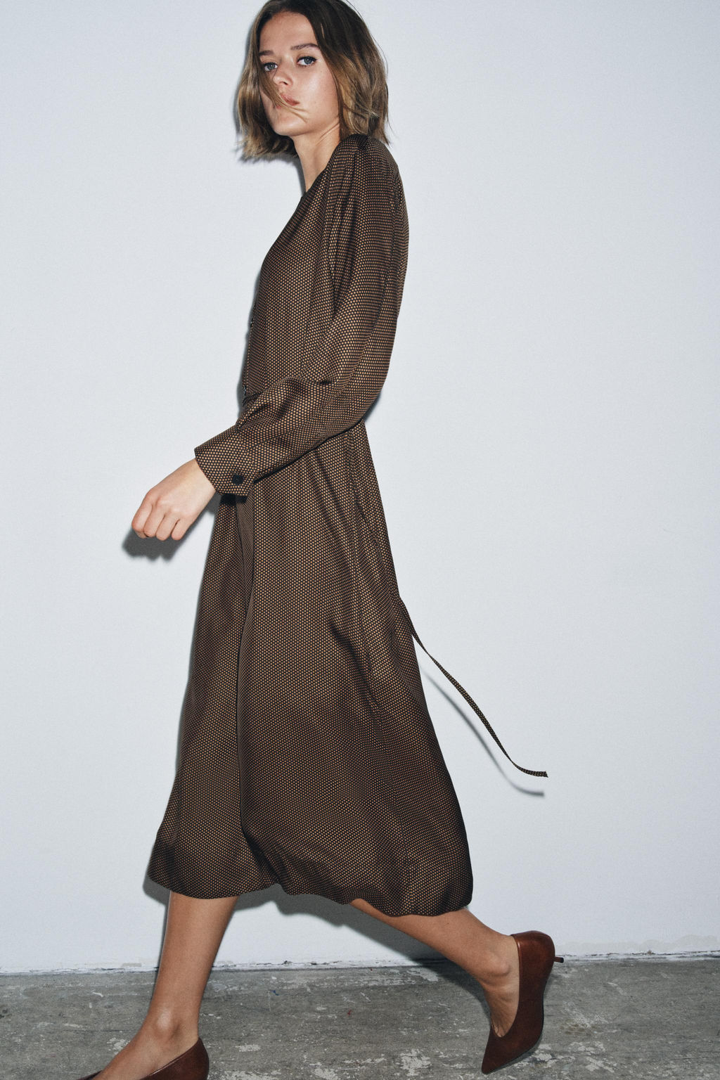 POLKA DOT DRESS WITH BELT ZW COLLECTION - Zara фото 4