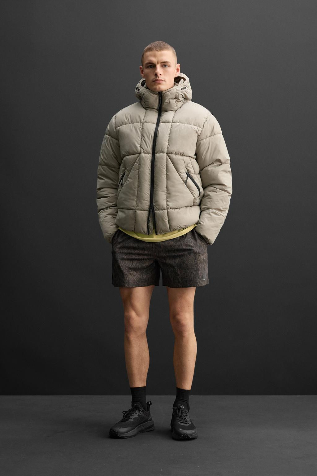 HOODED PUFFER JACKET