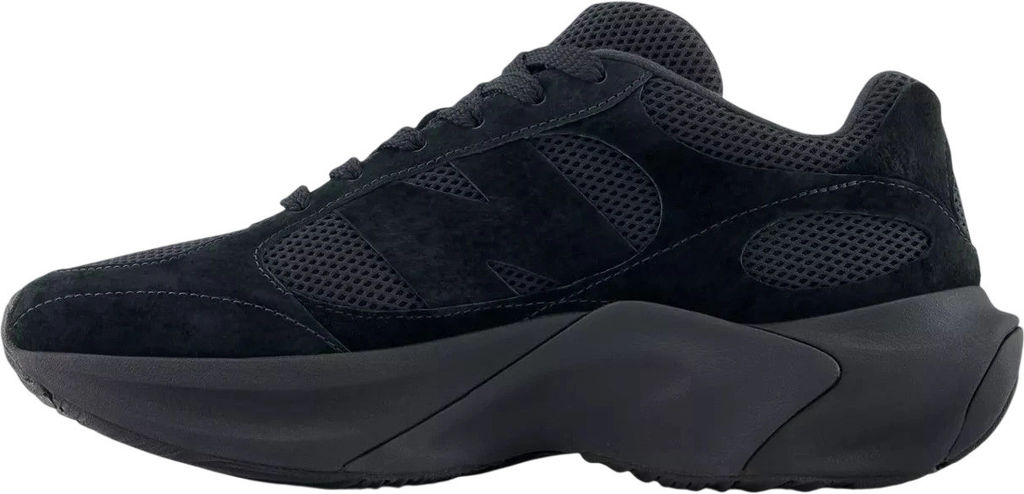 Кроссовки взрослые