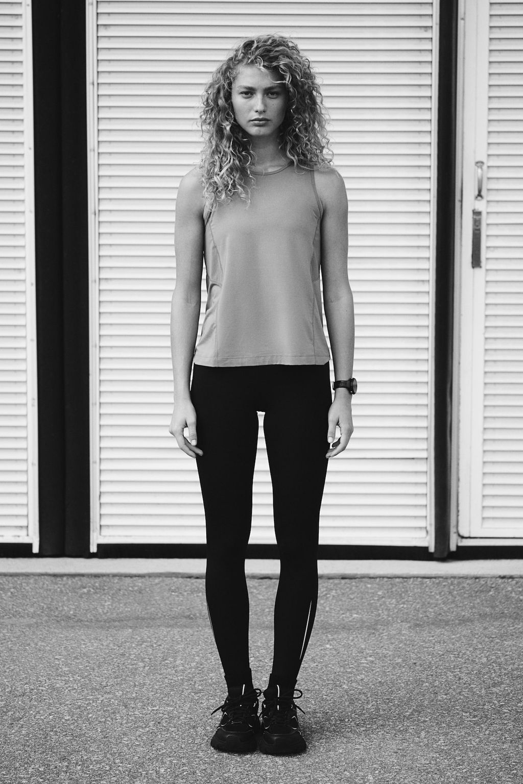 Top de deporte sin mangas en DryMove - H&m фото 3