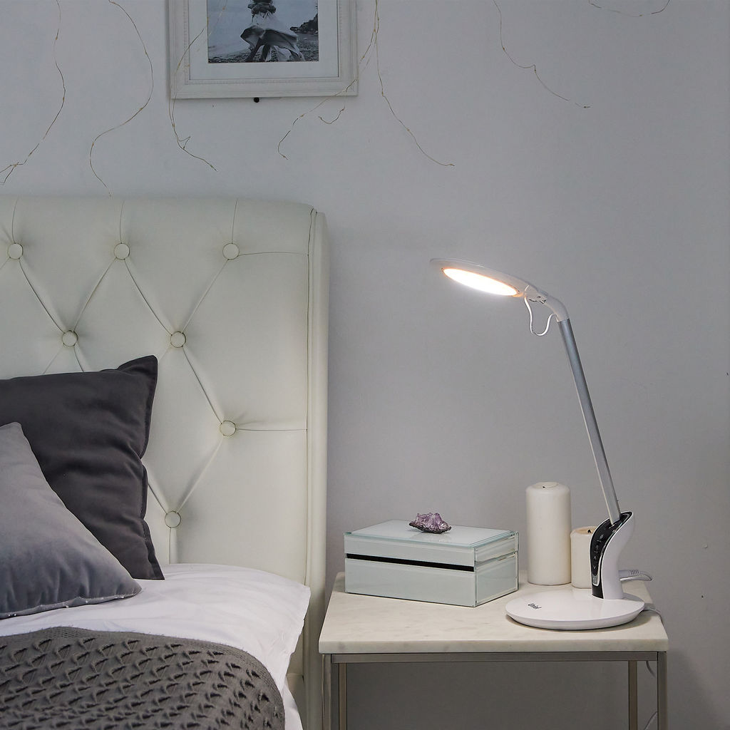 TLD-547 White/LED/400Lm/3300-6000K/Dimmer Светильник настольный, 8W. Сенсорный выключатель. Диммер. Белый. ТМ Uniel