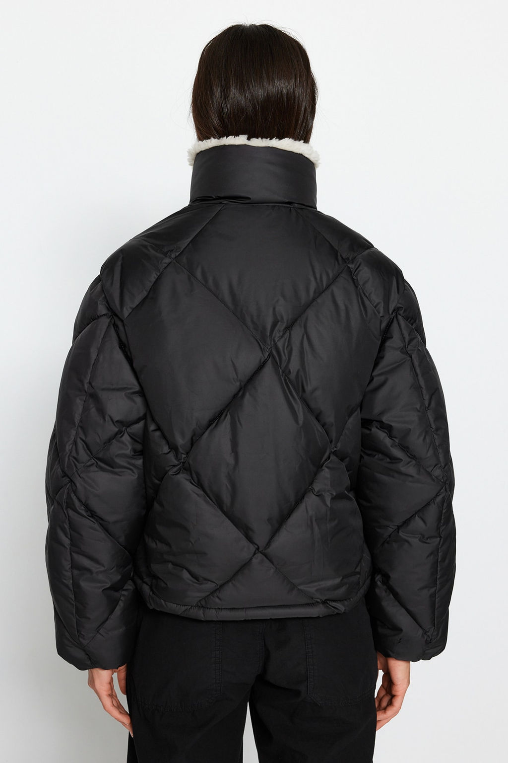 TRENDYOLMILLA Siyah Oversize Pelus Yaka Detayl? Su Itici Sisme Mont TWOAW24MO00008 фото 13