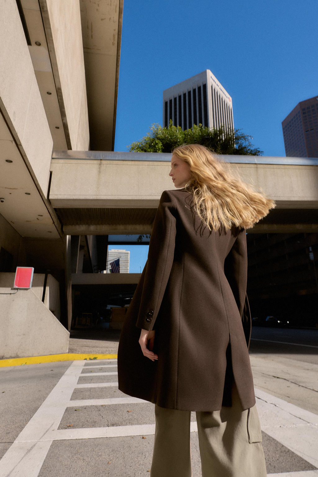 SOFT SHOULDER PAD COAT - Zara фото 6