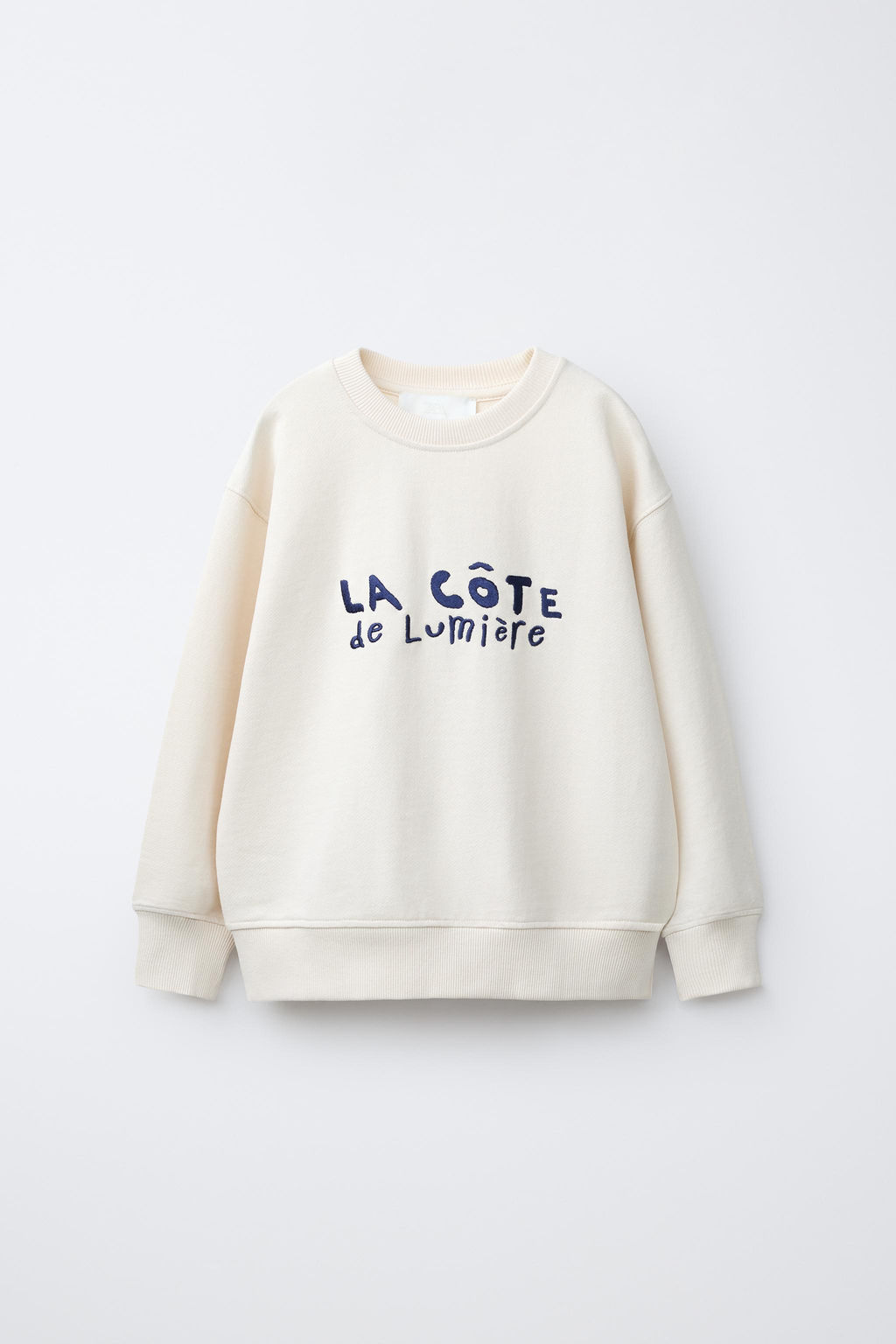 SUDADERA TEXTO BORDADO / Crudo medio