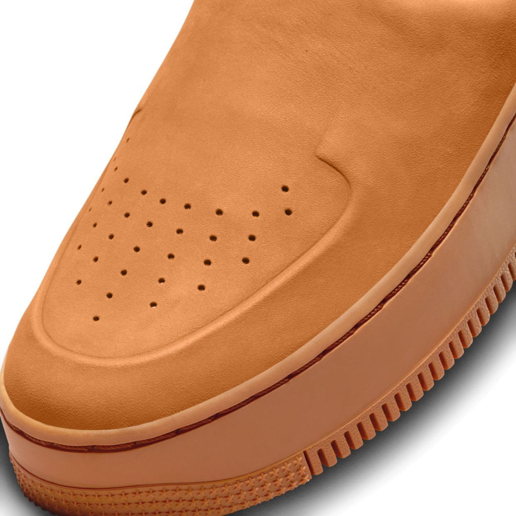 Пантолеты женские