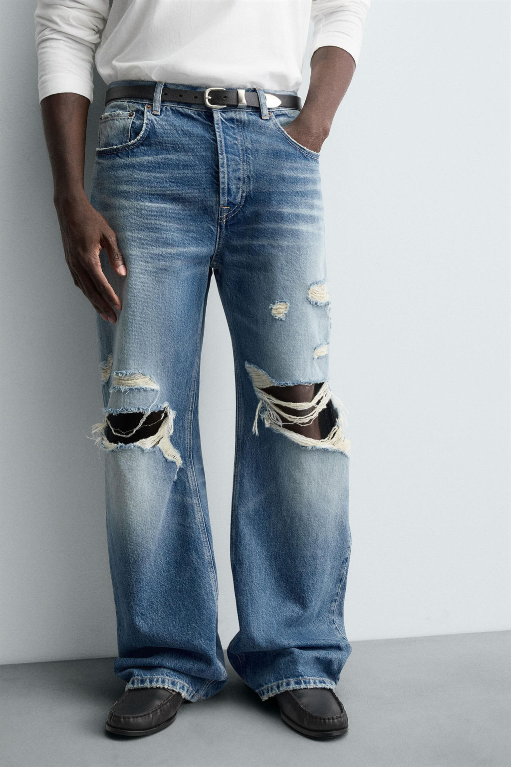 RIPPED RELAXED FIT JEANS - Zara фото 5