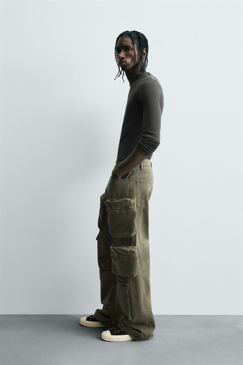 DENIM CARGO TROUSERS WITH POCKETS - Zara фото 4
