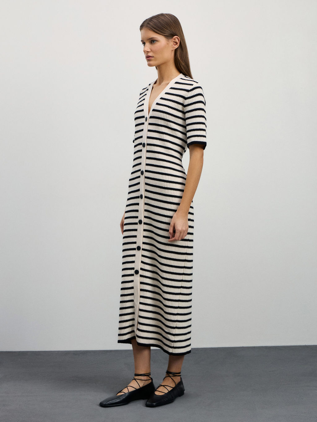 Вязаное платье миди в полоску / Zarina  фото 3