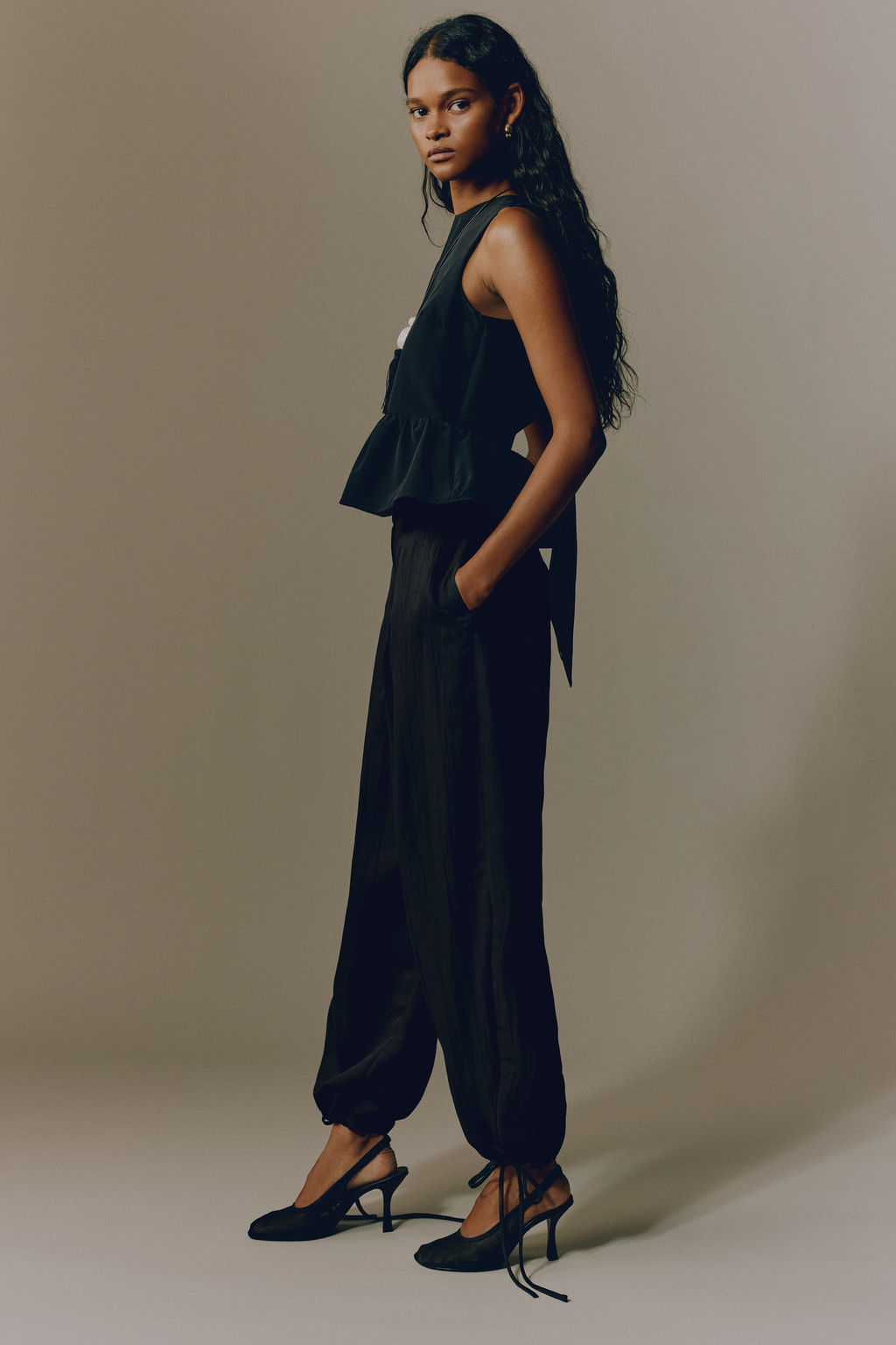 Pantal?n barrel con efecto arrugado - H&m фото 6