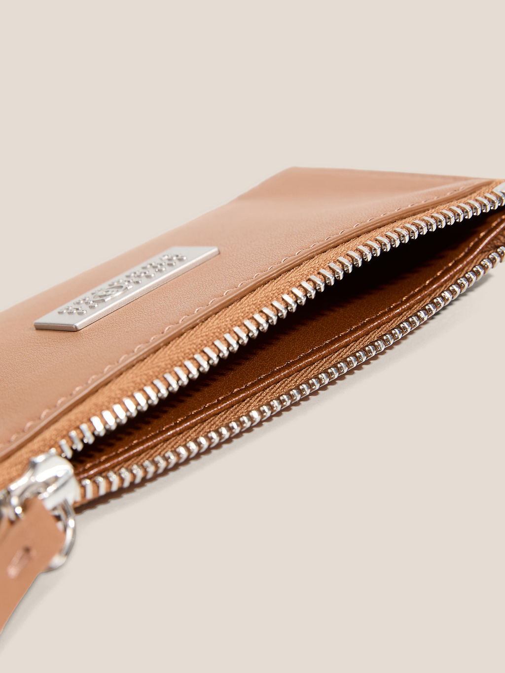 Картхолдер MM6 MAISON MARGIELA NUMERIC BIFOLD WALLET Артикул 4664297, бежево-коричневый