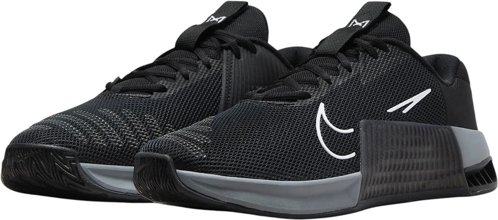 Кроссовки взрослые